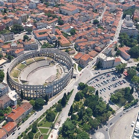 Apartment Bartholomaeus Pula Exterior foto